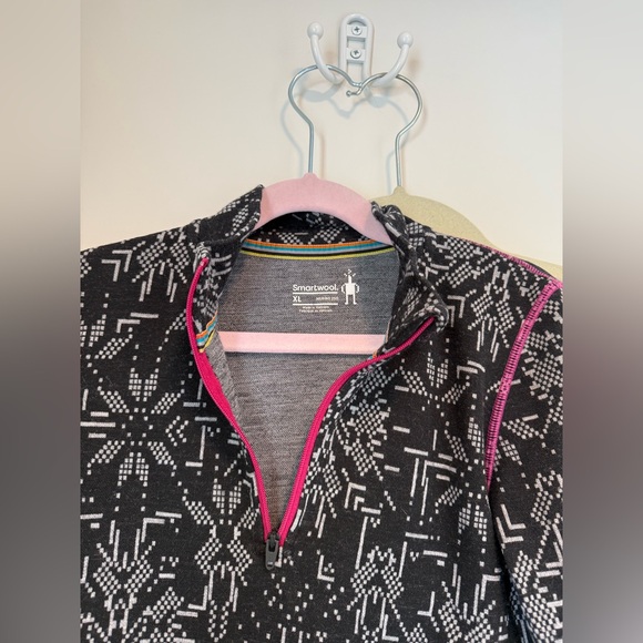 SmartWool Kids Classic Thermal 100% Merino Wool base layer set, XL. - Picture 3 of 8